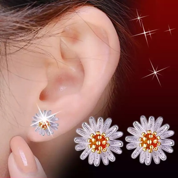 Jewelry - Sterling Silver Gold Filled Floral Daisy Earrings